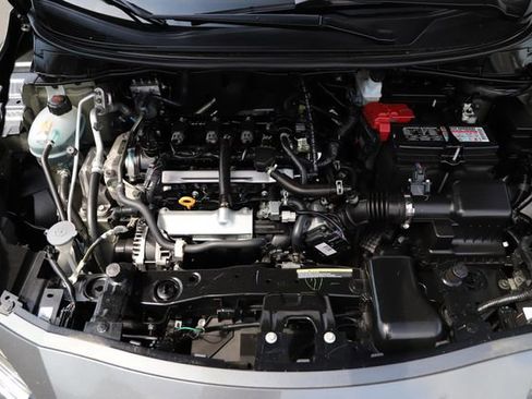 Used 2025 Nissan Versa SV FWD image 3