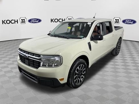 Used 2024 Ford Maverick Lariat image 3