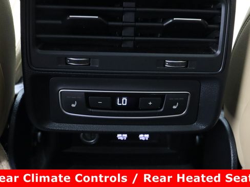 Used 2019 Audi Q8 Premium w/ Convenience Package image 31