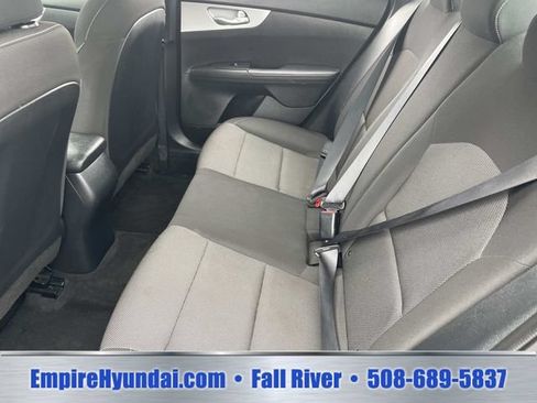 Used 2024 Kia Forte LXS FWD image 13