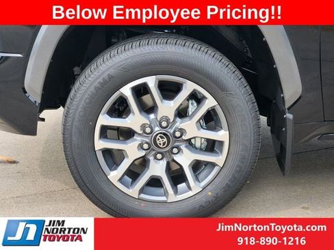 New 2026 Toyota Tundra 1794 Edition AWD/4WD image 9