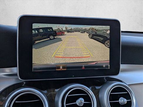 Used 2018 Mercedes-Benz GLC 300 4MATIC image 15