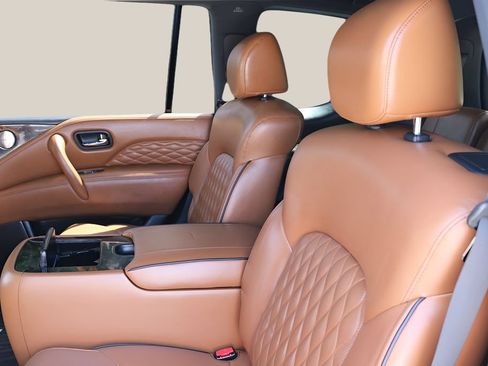 Used 2021 INFINITI QX80 Sensory w/ Cargo Package RWD image 17