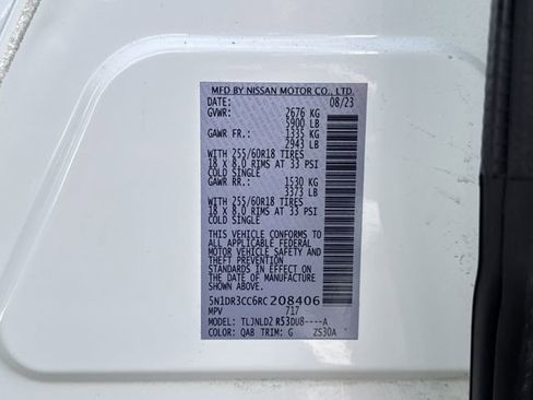 Used 2024 Nissan Pathfinder SL w/ Black Appearance Package image 30