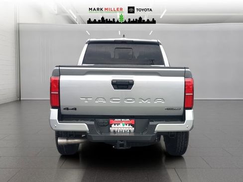 New 2026 Toyota Tacoma TRD Off-Road w/ TRD Off Road Upgrade Package AWD/4WD image 4