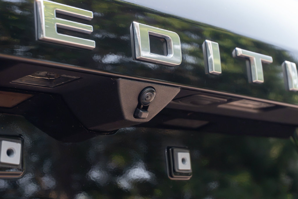 Used 2025 Ford Expedition Active RWD image 11