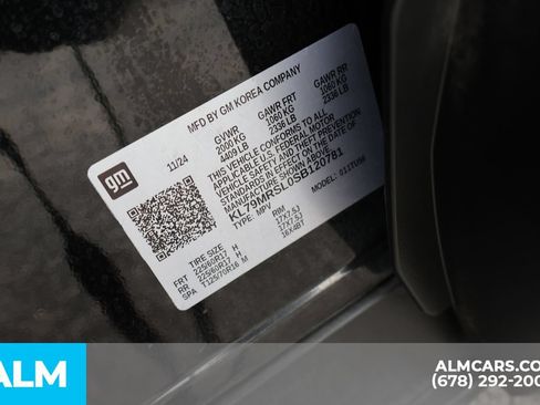 Used 2025 Chevrolet TrailBlazer LT AWD/4WD image 37