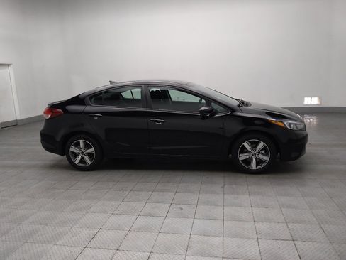 Used 2018 Kia Forte S image 11