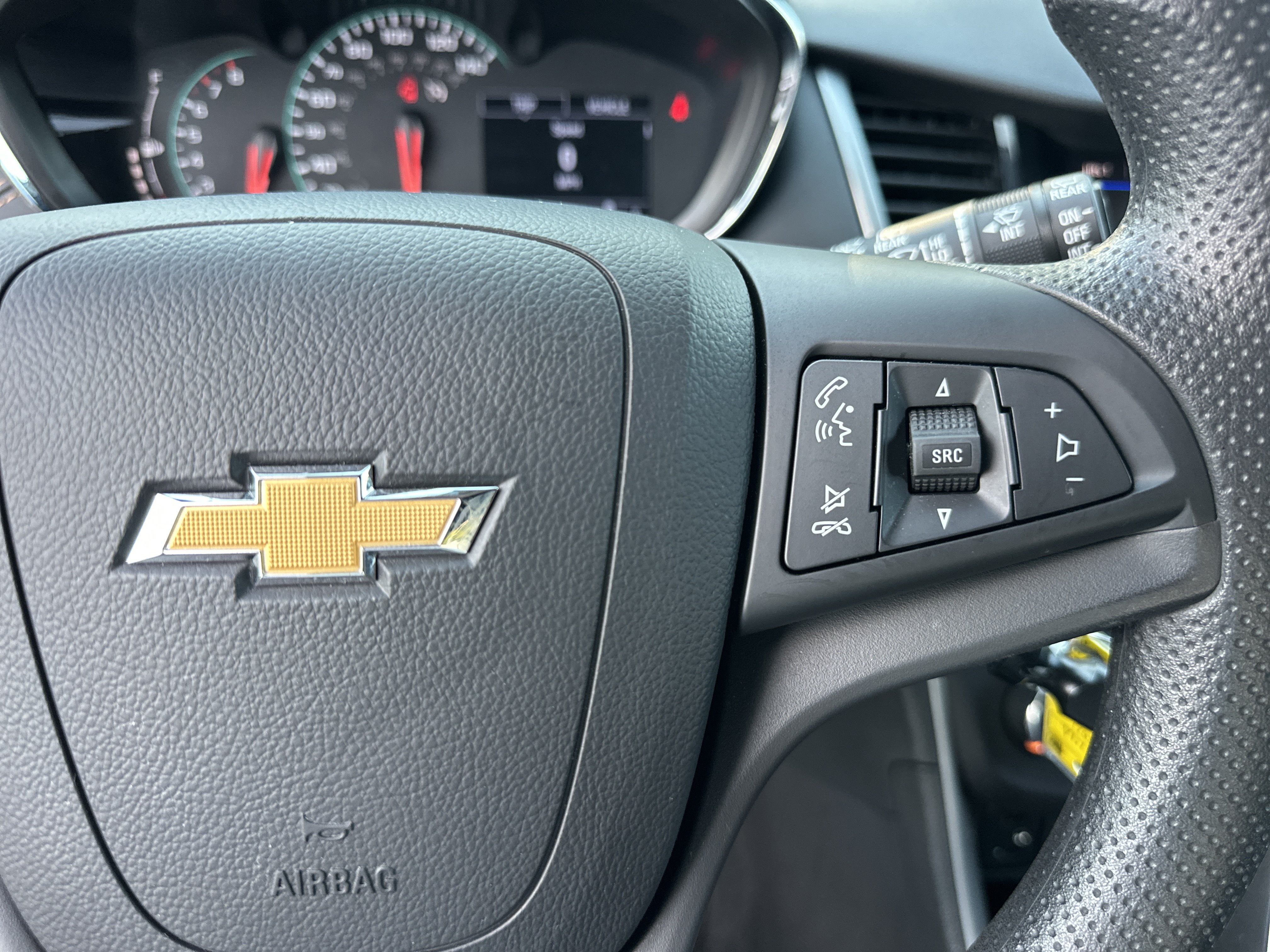 Used 2021 Chevrolet Trax LS w/ Tint and Cruise Package FWD image 25