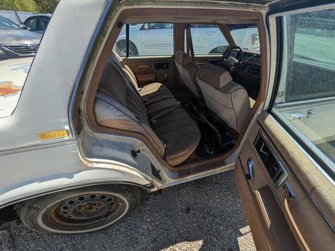Used 1988 Buick Le Sabre Custom FWD image 27