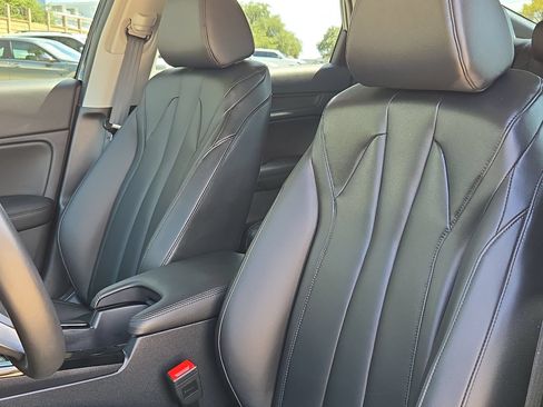 Certified 2025 Acura Integra FWD image 13