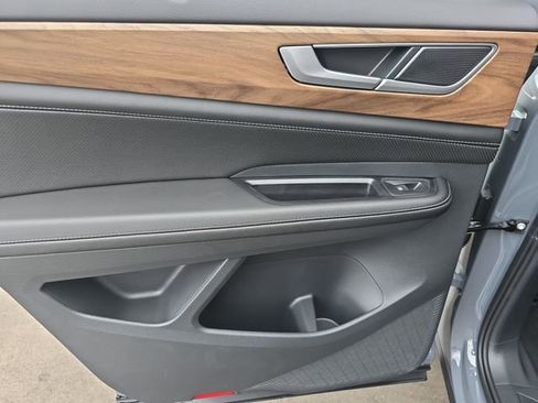 New 2026 Volkswagen Atlas SE image 16