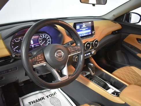 Used 2023 Nissan Sentra SV w/ SV Premium Package FWD image 12