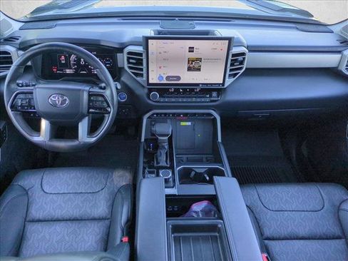 Used 2023 Toyota Tundra Limited image 18