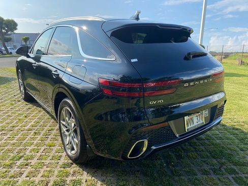 Certified 2023 Genesis GV70 2.5T w/ Advanced Package AWD/4WD image 5
