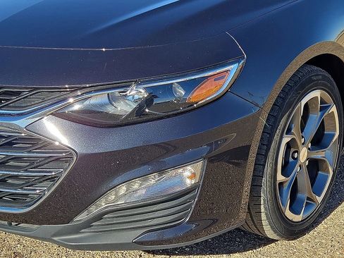 Used 2023 Chevrolet Malibu LT image 10