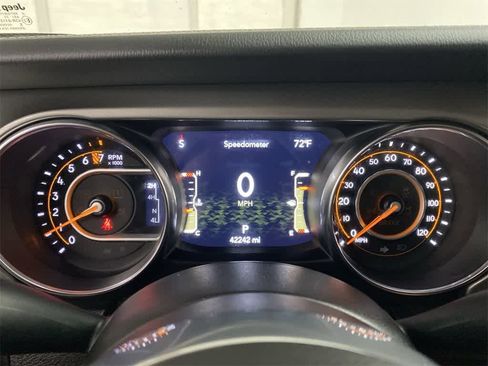 Used 2023 Jeep Gladiator Overland image 27
