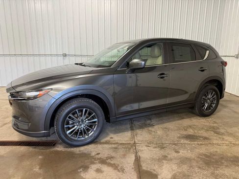Used 2019 MAZDA CX-5 Touring AWD/4WD image 2