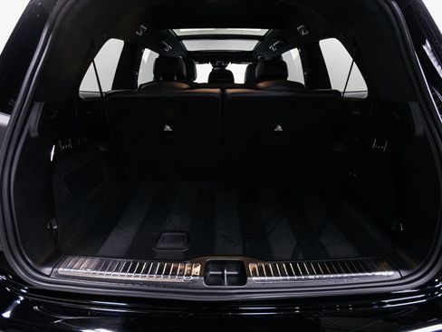 Used 2025 Mercedes-Benz GLS 63 AMG 4MATIC image 30