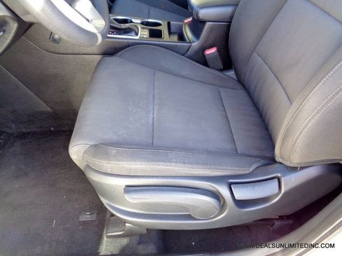 Used 2022 Kia Sportage LX AWD/4WD image 8