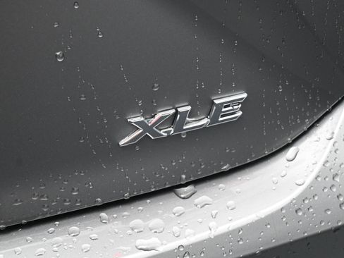 Used 2026 Toyota Camry XLE image 22