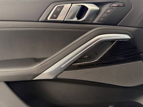 New 2026 BMW X6 xDrive40i w/ Premium Package image 12