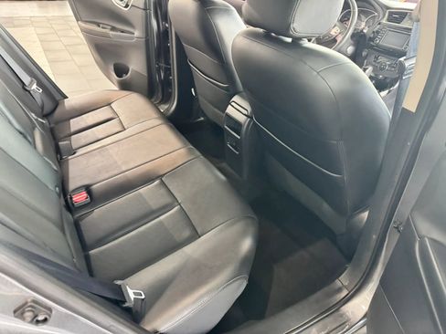 Used 2016 Nissan Sentra SL w/ SL Premium Package FWD image 14