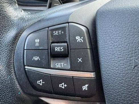 Used 2020 Ford Explorer Limited AWD/4WD image 11