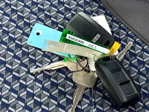 Used 2024 Isuzu NQR image 23