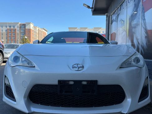 Used 2013 Scion FR-S image 8