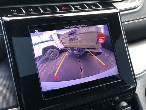 New 2026 Jeep Grand Cherokee Laredo AWD/4WD image 29