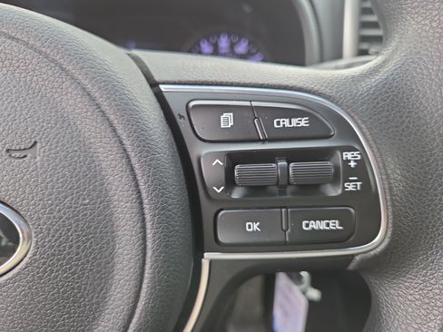 Used 2018 Kia Sportage LX AWD/4WD image 28
