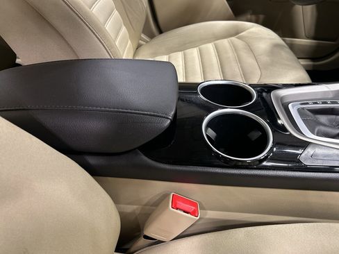 Used 2014 Ford Fusion SE image 35