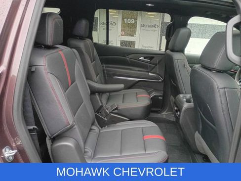 Used 2026 Chevrolet Traverse RS AWD/4WD image 28