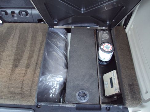 Used 2016 Dodge Grand Caravan SXT image 9