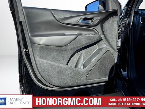 Used 2023 Chevrolet Equinox LT image 20