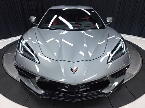 Used 2022 Chevrolet Corvette Stingray Preferred Cpe w/ Z51 Performance Package RWD image 48