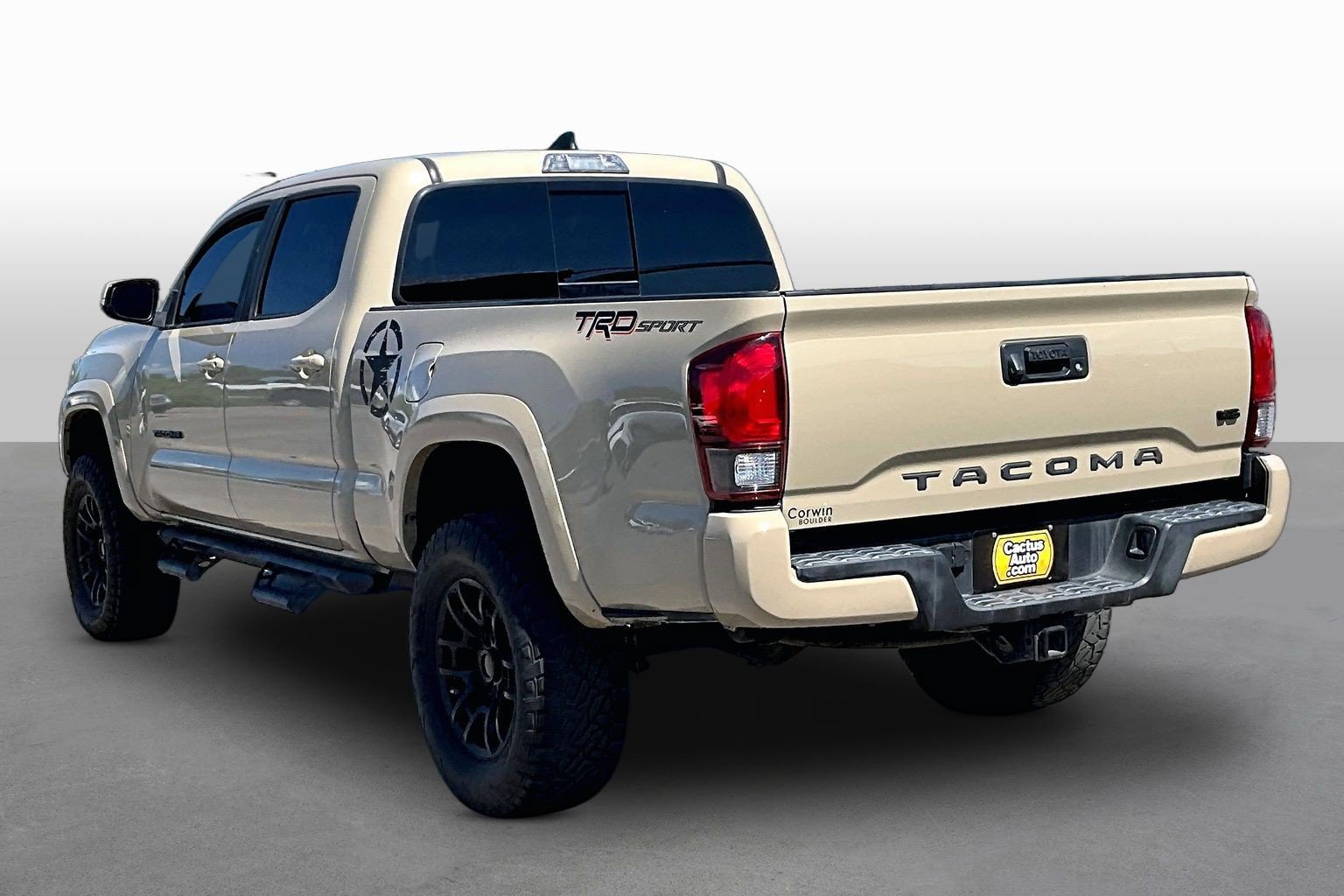 Used 2019 Toyota Tacoma TRD Sport RWD image 11