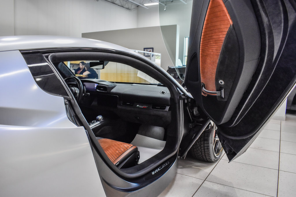 Used 2022 Maserati MC20 Coupe RWD image 18