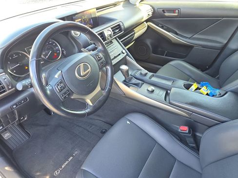 Used 2020 Lexus IS 300 image 13