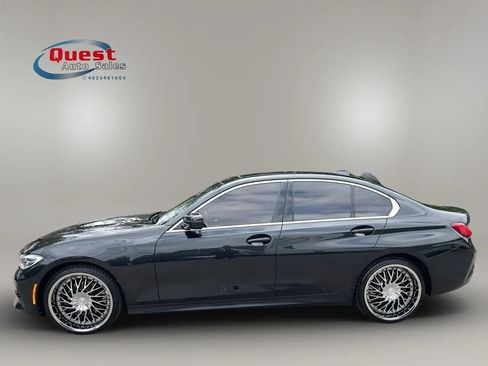 Used 2019 BMW 330i xDrive Sedan w/ Premium Package AWD/4WD image 6