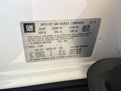 Used 2022 Buick Encore GX Select AWD/4WD image 20