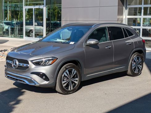 New 2025 Mercedes-Benz GLA 250 4MATIC image 8