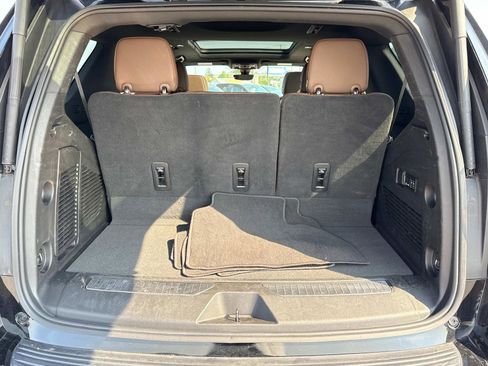 Used 2022 Chevrolet Tahoe High Country image 21
