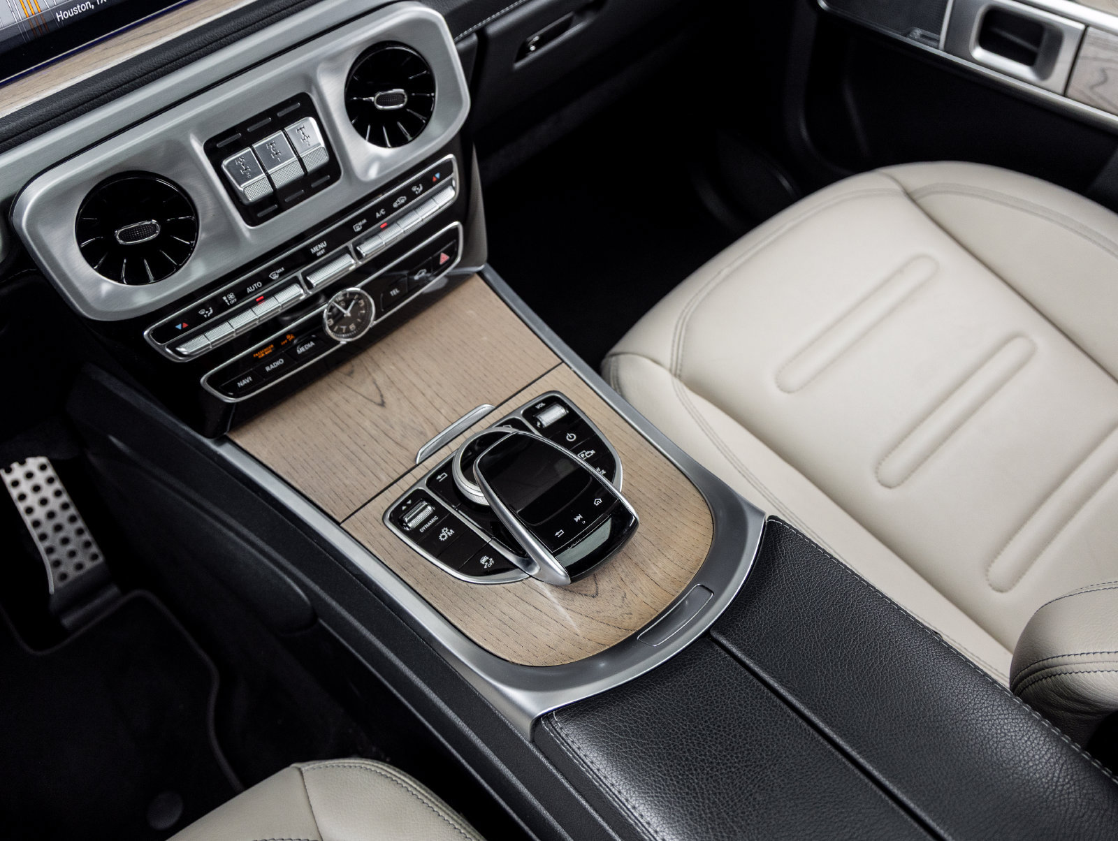 Used 2020 Mercedes-Benz G 550 image 34