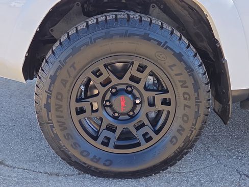 Used 2021 Toyota 4Runner TRD Off-Road Premium image 6