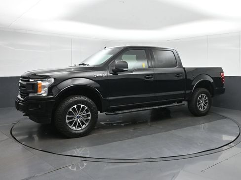 Used 2020 Ford F150 XLT w/ Equipment Group 302A Luxury AWD/4WD image 3