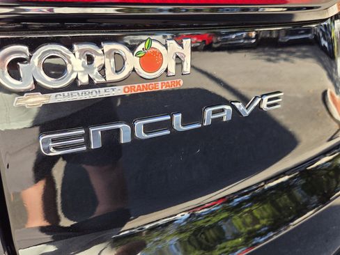 Used 2025 Buick Enclave Preferred FWD image 19