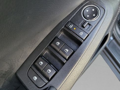 Used 2024 Kia Seltos EX FWD image 14