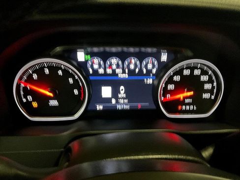 Used 2023 Chevrolet Silverado 2500 High Country image 6